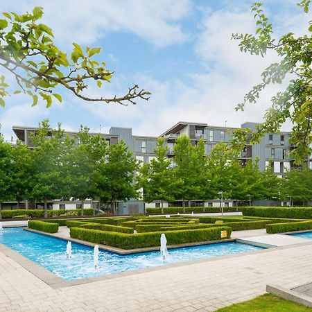 The Vizion Serviced Apartments From Pincott Properties - Free Parking, Private Balcony, And Wifi 米尔顿凯恩斯 外观 照片