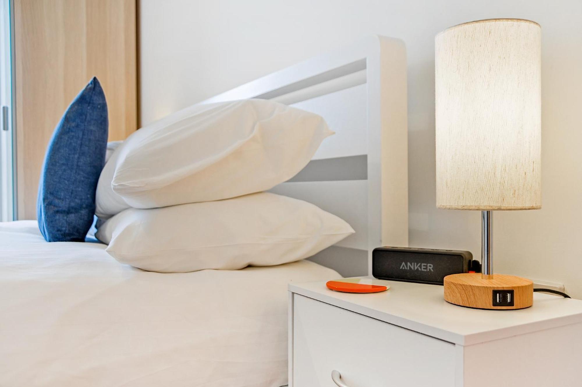 The Vizion Serviced Apartments From Pincott Properties - Free Parking, Private Balcony, And Wifi 米尔顿凯恩斯 外观 照片